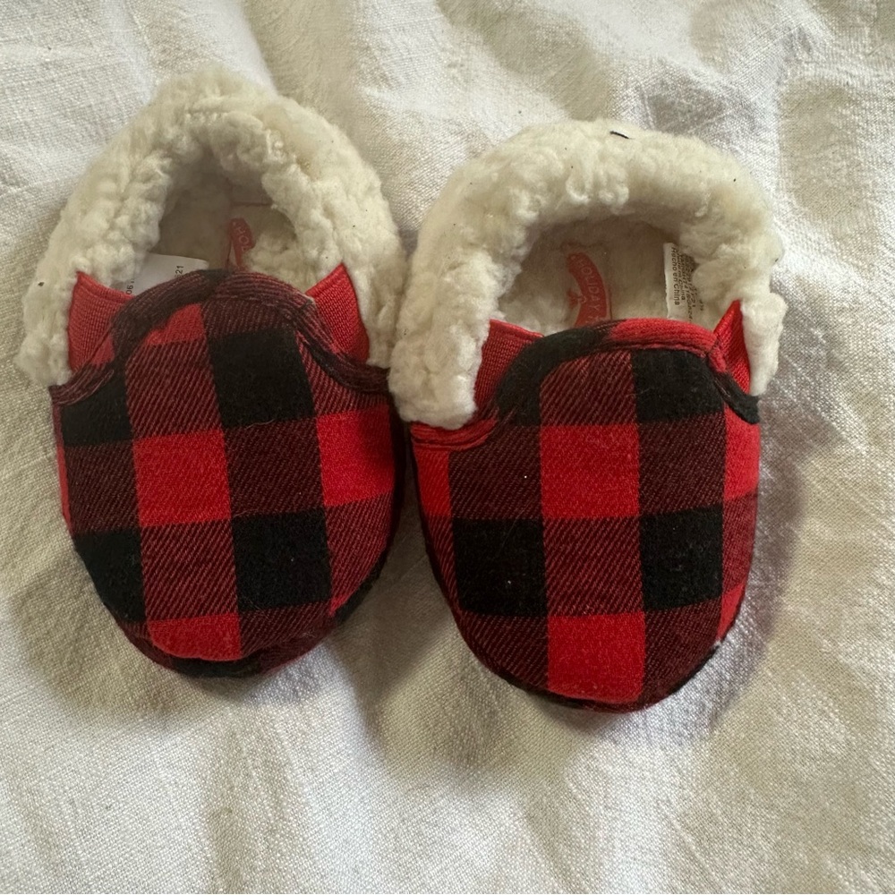 Buffalo Plaid Toddler Slippers size 3/4